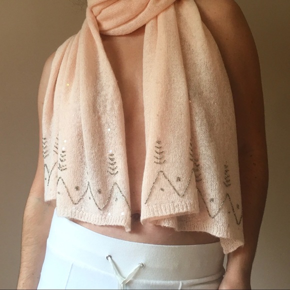 ❄️💗 Winter Scarf 💗❄️ - Picture 3 of 4